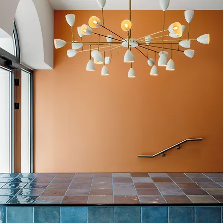 Edgar Montmartre - Paul Lejlighedshotel 4*