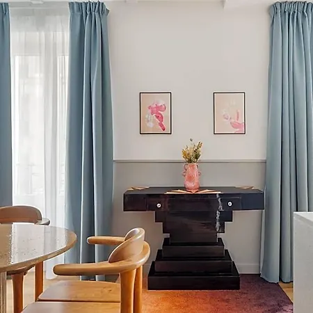 Edgar Montmartre - Paul 4* Paris