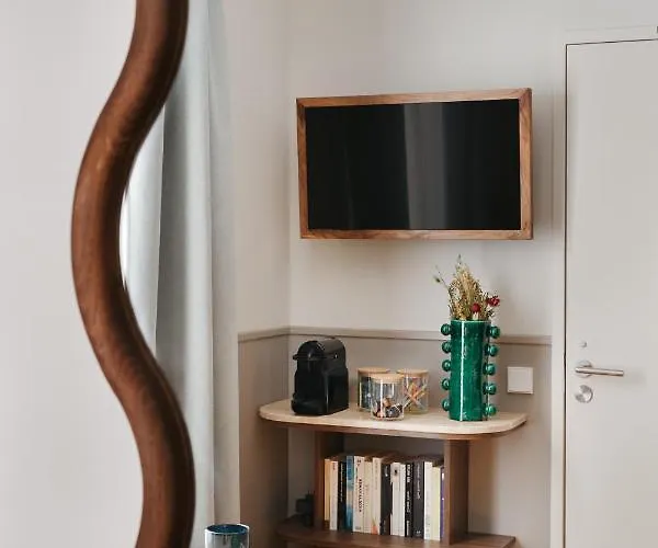 Edgar Montmartre - Paul Aparthotel