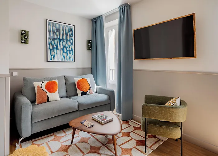 Edgar Montmartre - Paul Aparthotel 4*