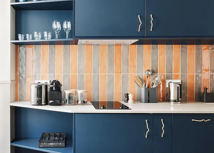 Edgar Montmartre - Paul